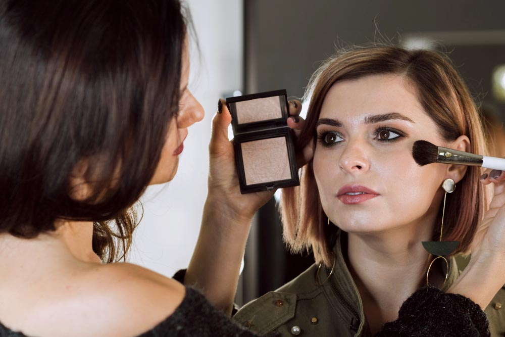 Innovative Online Advanced Makeup Tutorials