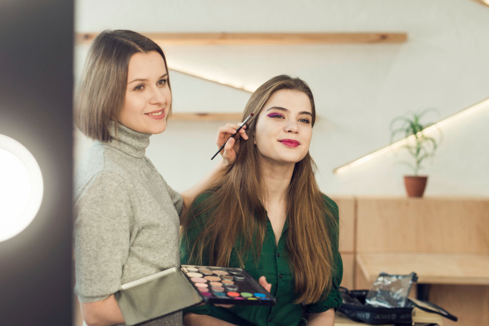 Makeup Certification Programs for Specialized Skills