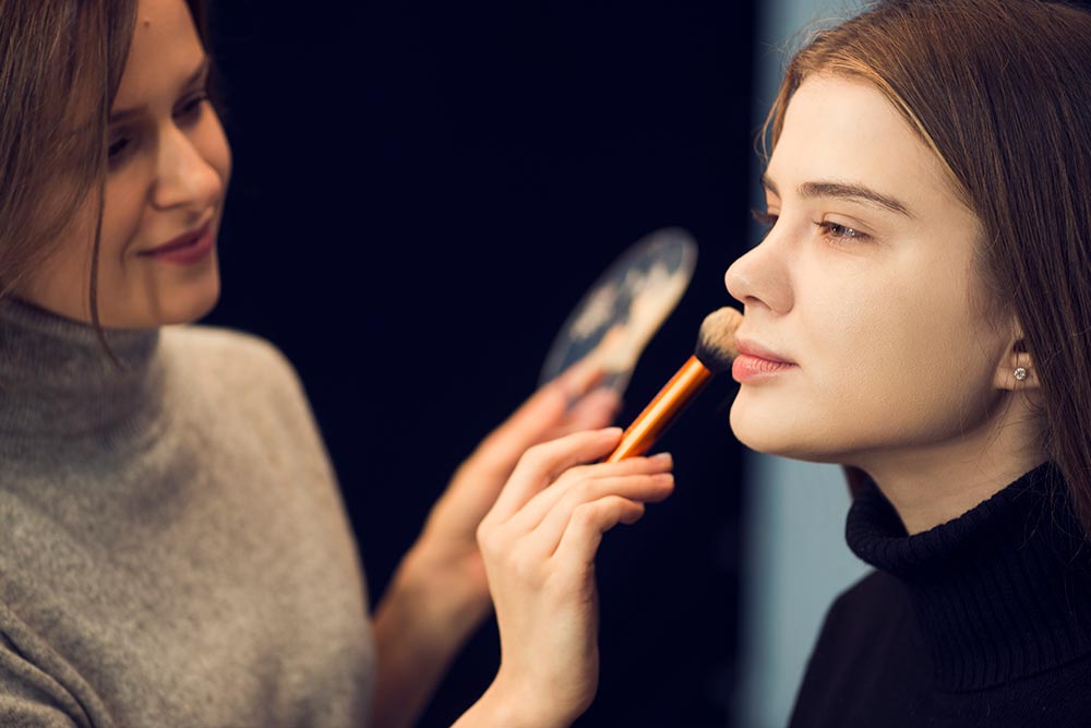 Contouring Makeup Courses - Programs for Contouring Skills